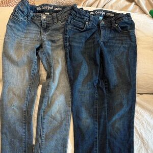 Cat & Jack Girl's 8 Skinny Jeans in Light and Dark Blue